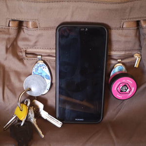 Super Mom | Magnetic Phone & Key holder | For your bag, your car, your kitchen and more